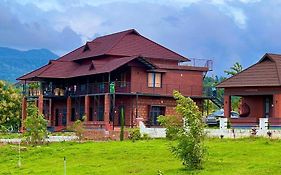 Misty Valley Resort